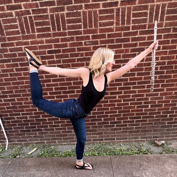 Meet your Posher, Katie - Picture 2 of 16